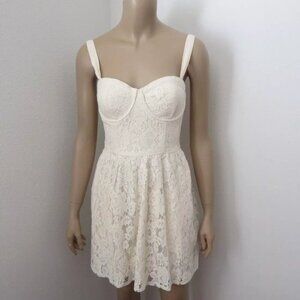 NWT Abercrombie Womens Lace Dress Corset Size XS Cream